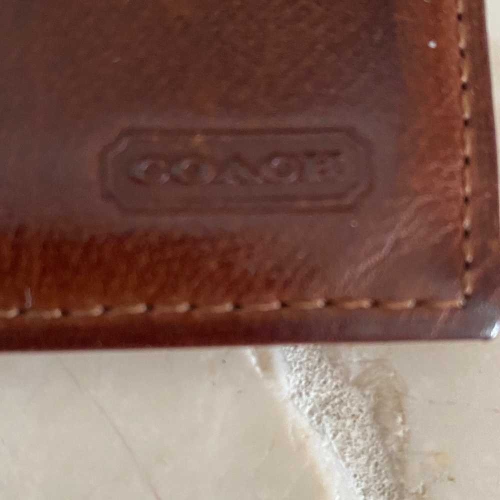 Coach Rich Brown Leather Card Holder - Picture 3 of 3